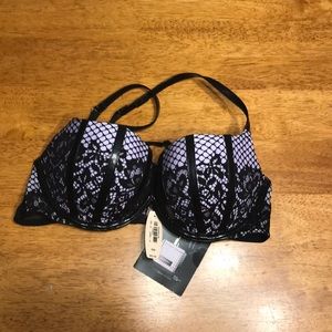 NWT Victoria’s Secret Very Sexy Balconet